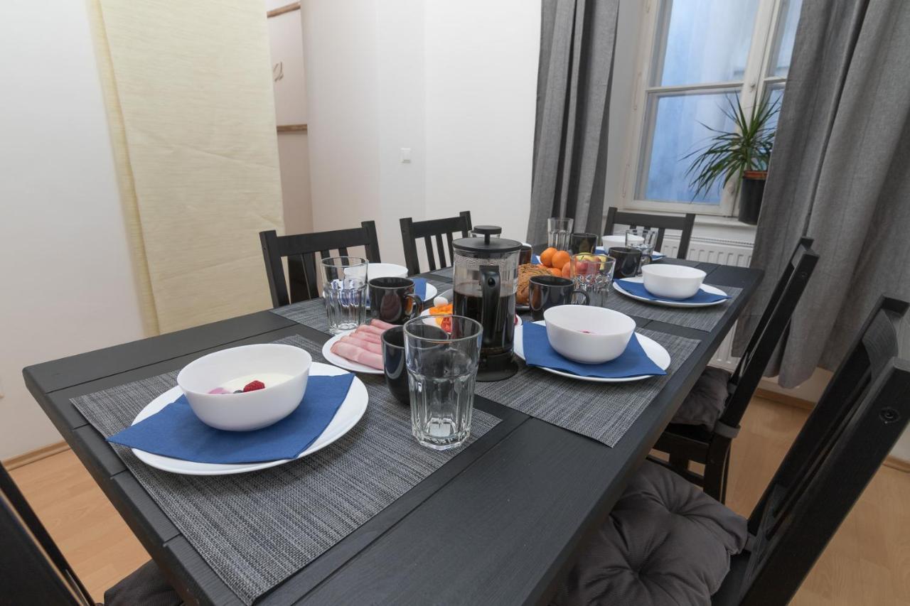 Spacious 2 Bedrooms Apartment In 4Th District Near Karlskirche Vienna Esterno foto