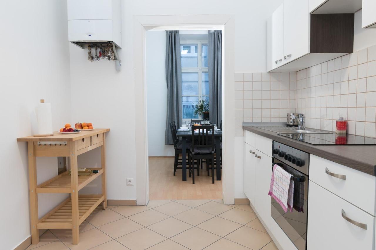 Spacious 2 Bedrooms Apartment In 4Th District Near Karlskirche Vienna Esterno foto