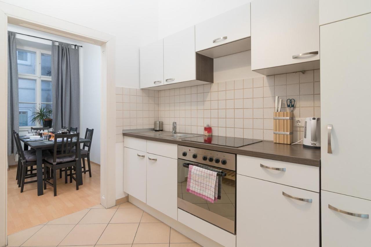 Spacious 2 Bedrooms Apartment In 4Th District Near Karlskirche Vienna Esterno foto