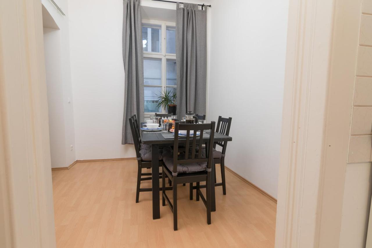 Spacious 2 Bedrooms Apartment In 4Th District Near Karlskirche Vienna Esterno foto